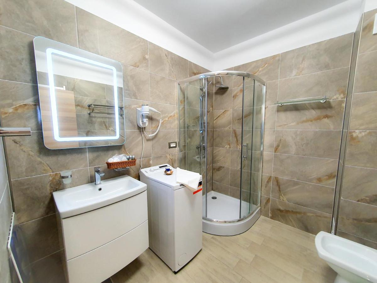 Cristalex Studio Aparthotel Pool & Spa Mamaia Nord นาโวดาริ ภายนอก รูปภาพ
