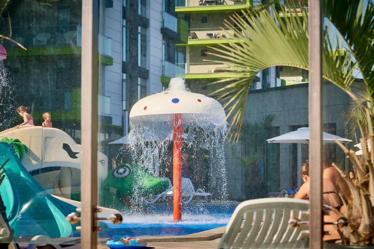 Cristalex Studio Aparthotel Pool & Spa Mamaia Nord นาโวดาริ ภายนอก รูปภาพ